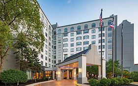 Sheraton Suites Columbus Worthington